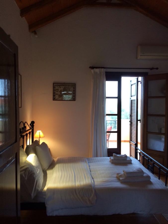 Alexandraki Rooms Poúlithra Esterno foto